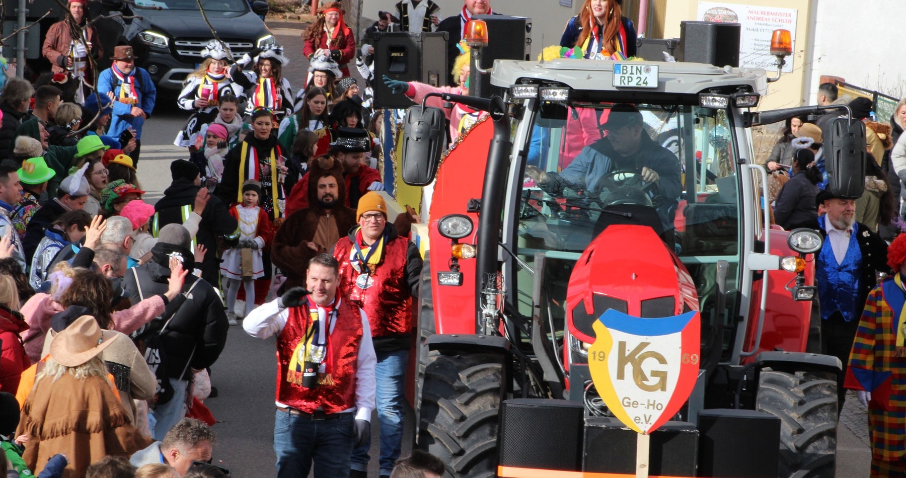 Ge-Ho beim Umzug
